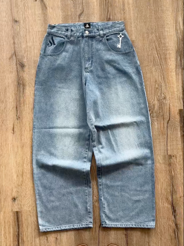 AOT Jeans